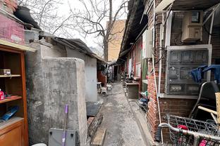 迈尔：建议在安联球场前为贝肯鲍尔建造雕像，就建在盖德穆勒旁边